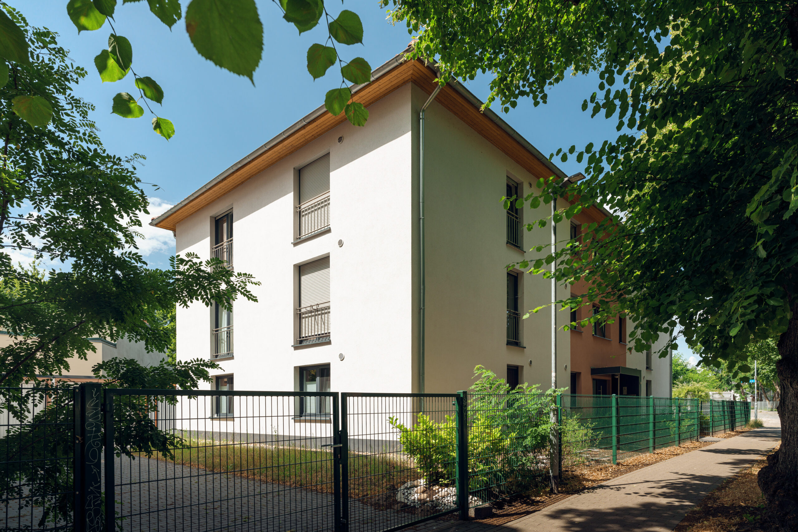 Mehrfamilienhaus