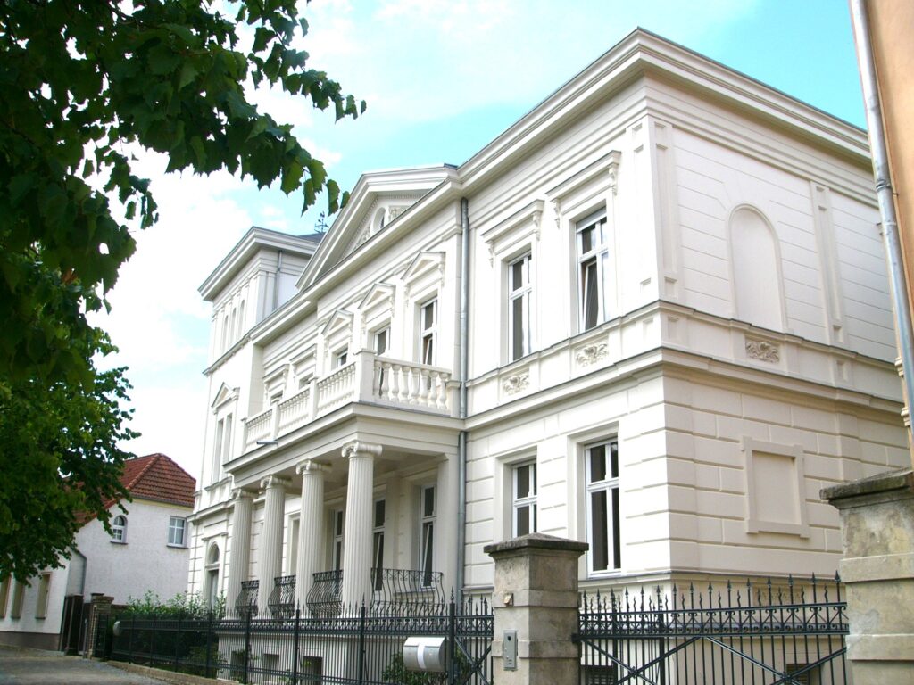 klassizistische Stadtvilla Sanierung und Umbau